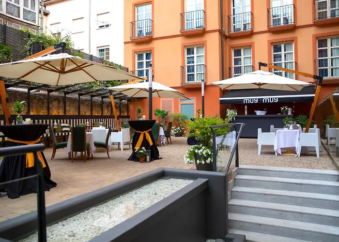 Palacio de los Blasones Suites